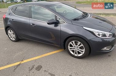 Хэтчбек Kia Ceed 2015 в Киеве