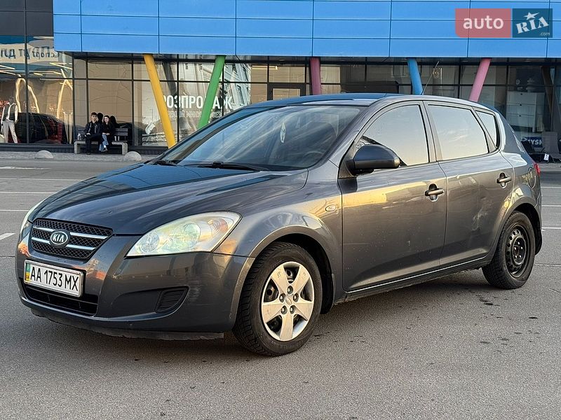Хэтчбек Kia Ceed 2008 в Киеве фото 3 Хэтчбек Kia Ceed 2008 в Киеве