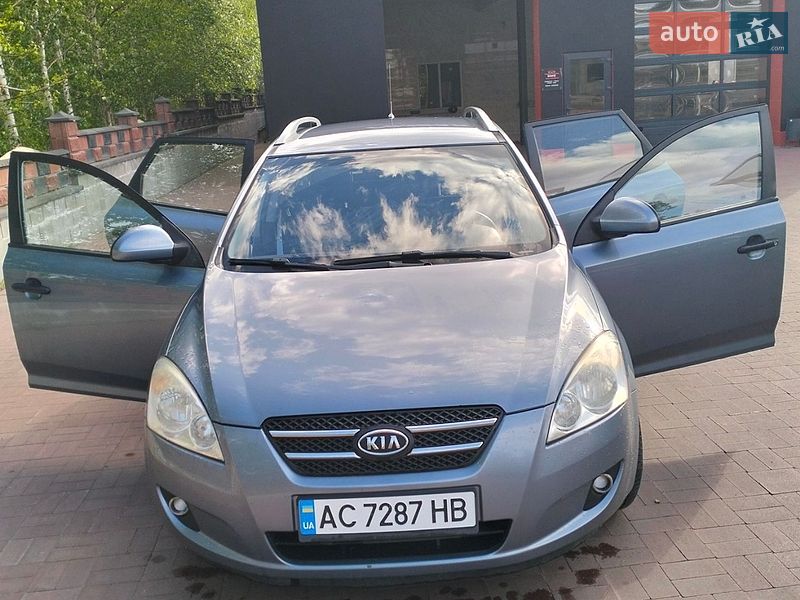 Універсал Kia Ceed 2008 в Рівному