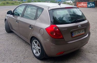 Хетчбек Kia Ceed 2007 в Кам'янець-Подільському фото 2 Хетчбек Kia Ceed 2007 в Кам'янець-Подільському