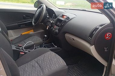 Хетчбек Kia Ceed 2007 в Кам'янець-Подільському фото 5 Хетчбек Kia Ceed 2007 в Кам'янець-Подільському
