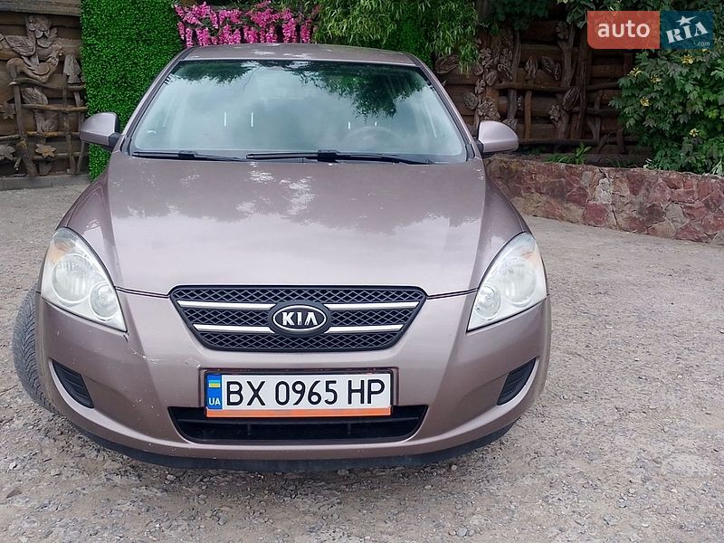 Хэтчбек Kia Ceed 2007 в Каменец-Подольском фото 8 Хэтчбек Kia Ceed 2007 в Каменец-Подольском