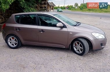 Хетчбек Kia Ceed 2007 в Кам'янець-Подільському фото 9 Хетчбек Kia Ceed 2007 в Кам'янець-Подільському