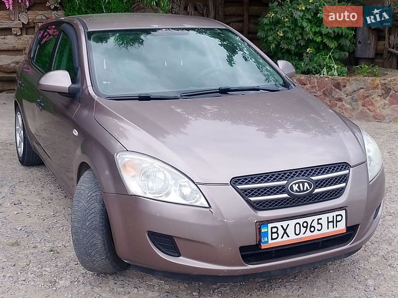 Хетчбек Kia Ceed 2007 в Кам'янець-Подільському фото 10 Хетчбек Kia Ceed 2007 в Кам'янець-Подільському