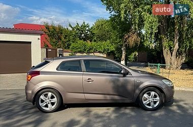 Хэтчбек Kia Ceed 2009 в Одессе