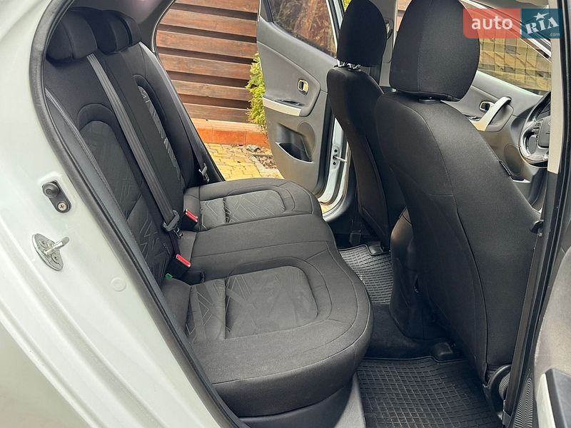 Хэтчбек Kia Ceed 2012 в Одессе