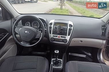 Хэтчбек Kia Ceed 2008 в Полтаве