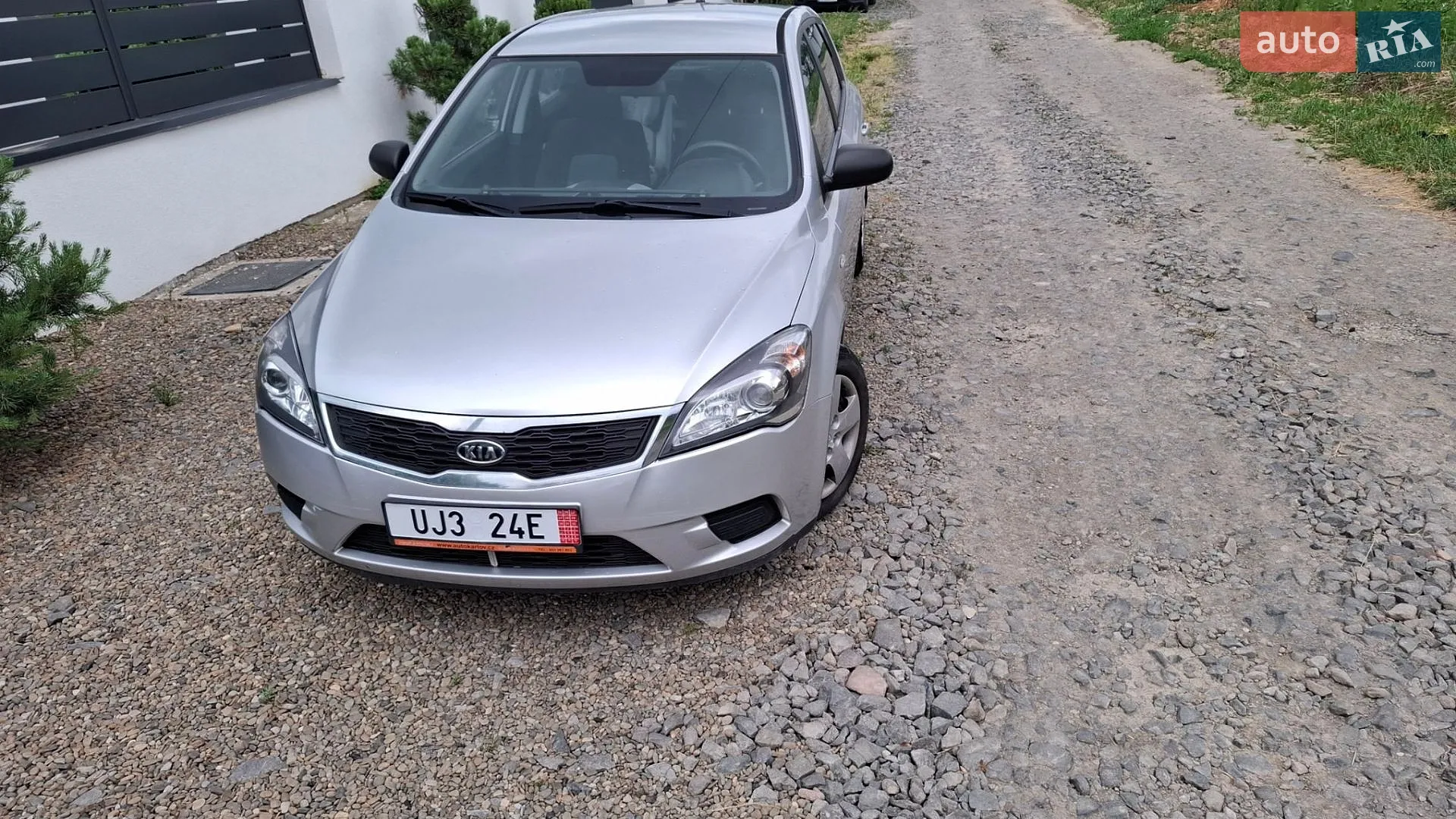 2011 Kia Cee'd - фото 1