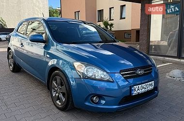 Хэтчбек Kia Ceed 2010 в Софиевской Борщаговке фото 3 Хэтчбек Kia Ceed 2010 в Софиевской Борщаговке