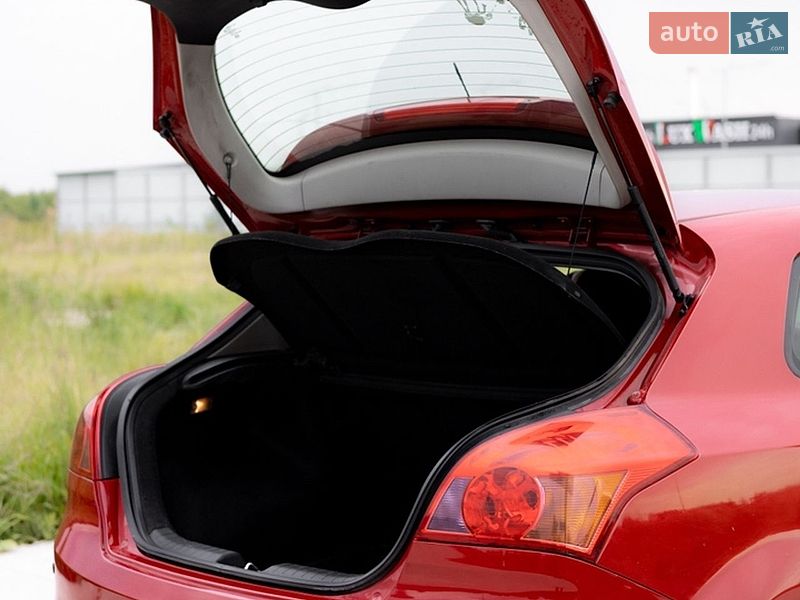 Хетчбек Kia Ceed 2008 в Львові