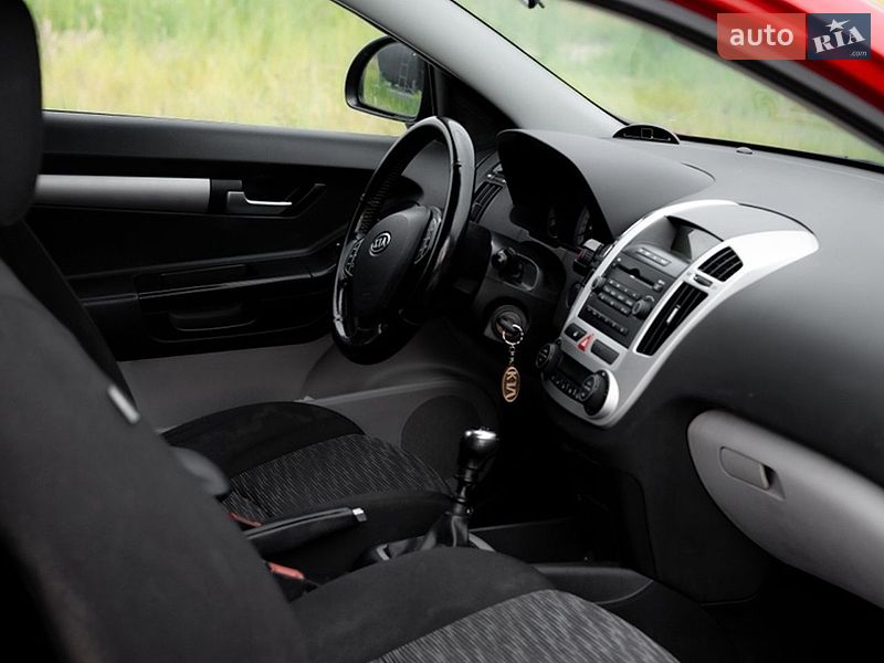 Хетчбек Kia Ceed 2008 в Львові фото 7 Хетчбек Kia Ceed 2008 в Львові