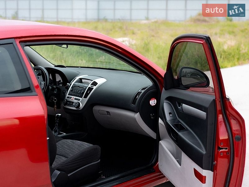 Хетчбек Kia Ceed 2008 в Львові фото 12 Хетчбек Kia Ceed 2008 в Львові