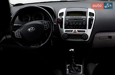 Хетчбек Kia Ceed 2008 в Львові
