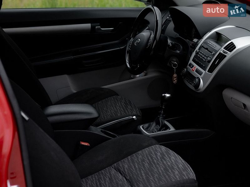 Хетчбек Kia Ceed 2008 в Львові