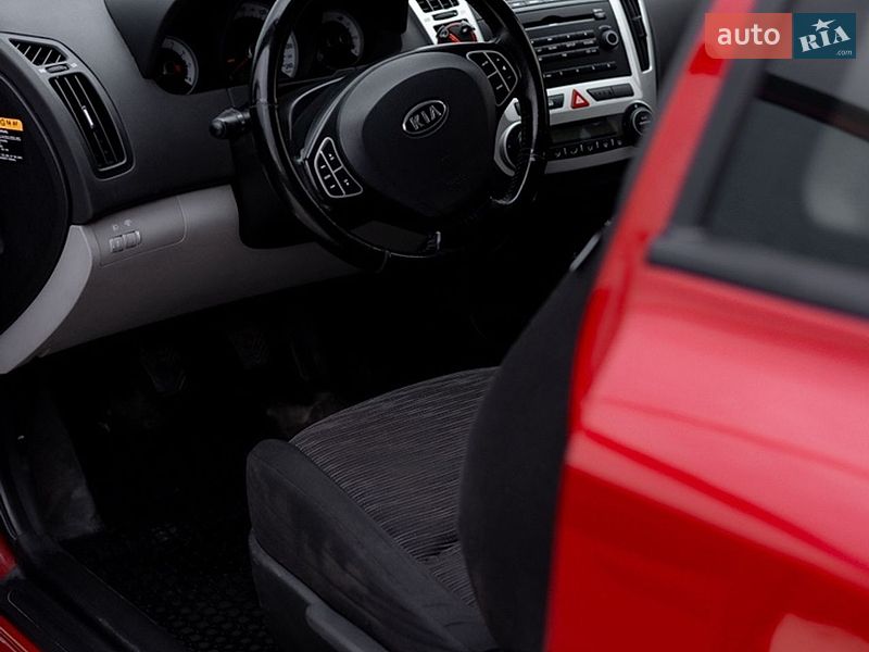 Хетчбек Kia Ceed 2008 в Львові фото 24 Хетчбек Kia Ceed 2008 в Львові