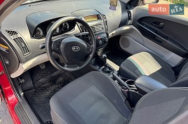 Хэтчбек Kia Ceed 2008 в Полтаве