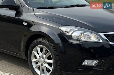 Універсал Kia Ceed 2011 в Луцьку