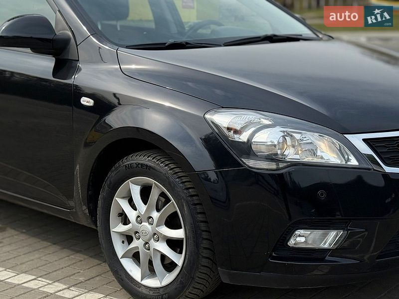 Універсал Kia Ceed 2011 в Луцьку