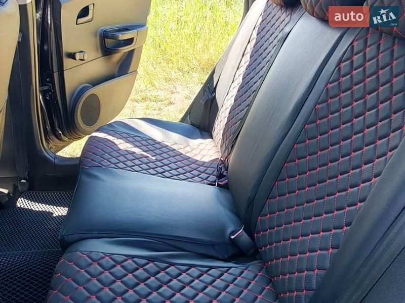 Хэтчбек Kia Ceed 2010 в Изюме