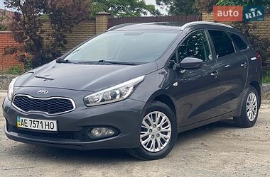 Универсал Kia Ceed 2015 в Днепре