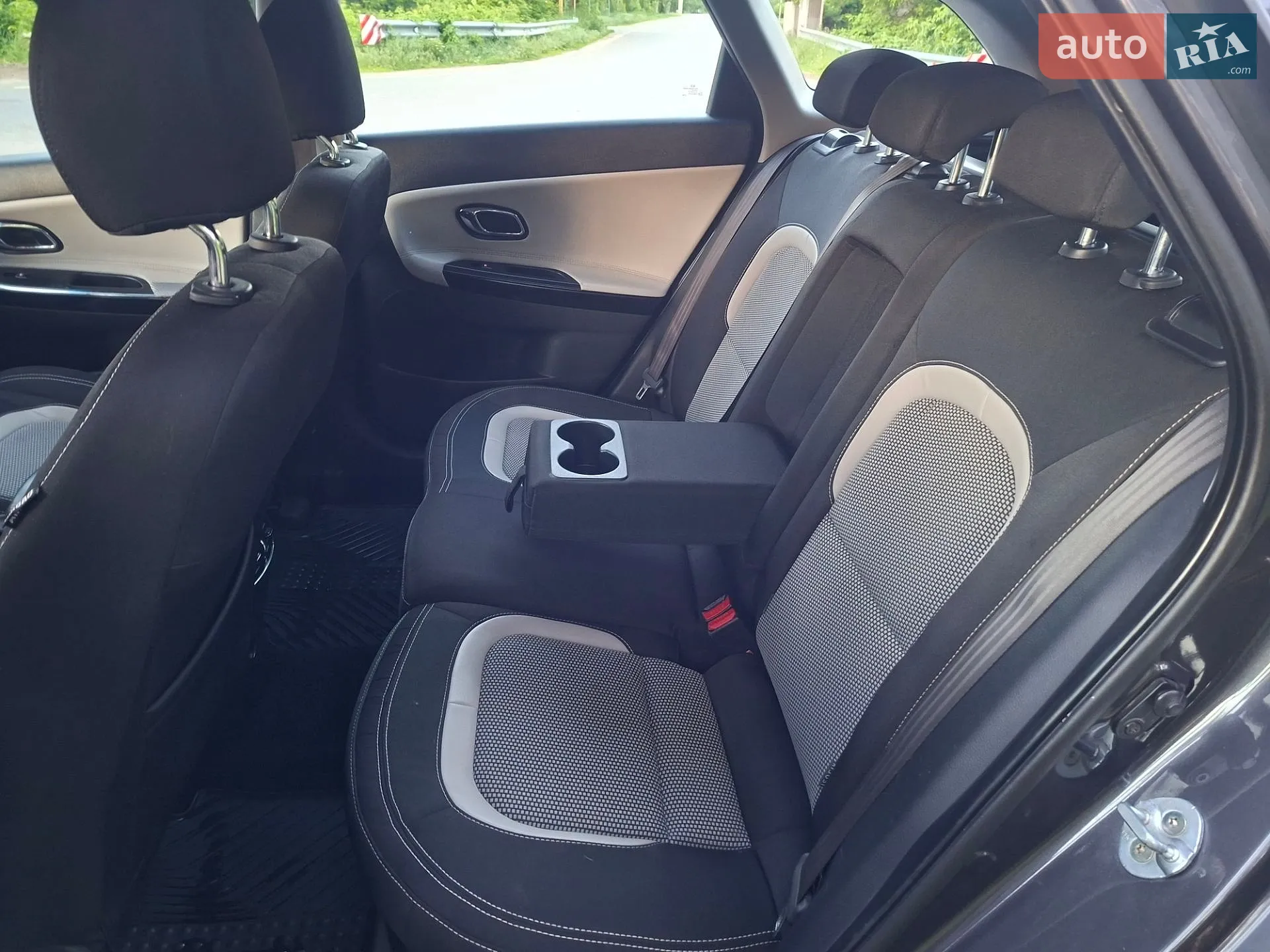 2012 Kia Cee'd - мініатюра 32