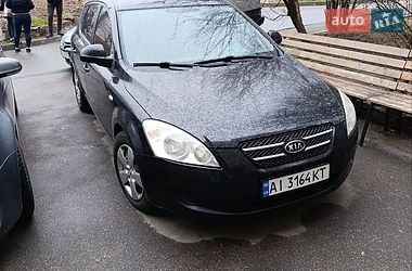 Хэтчбек Kia Ceed 2007 в Горишних Плавнях