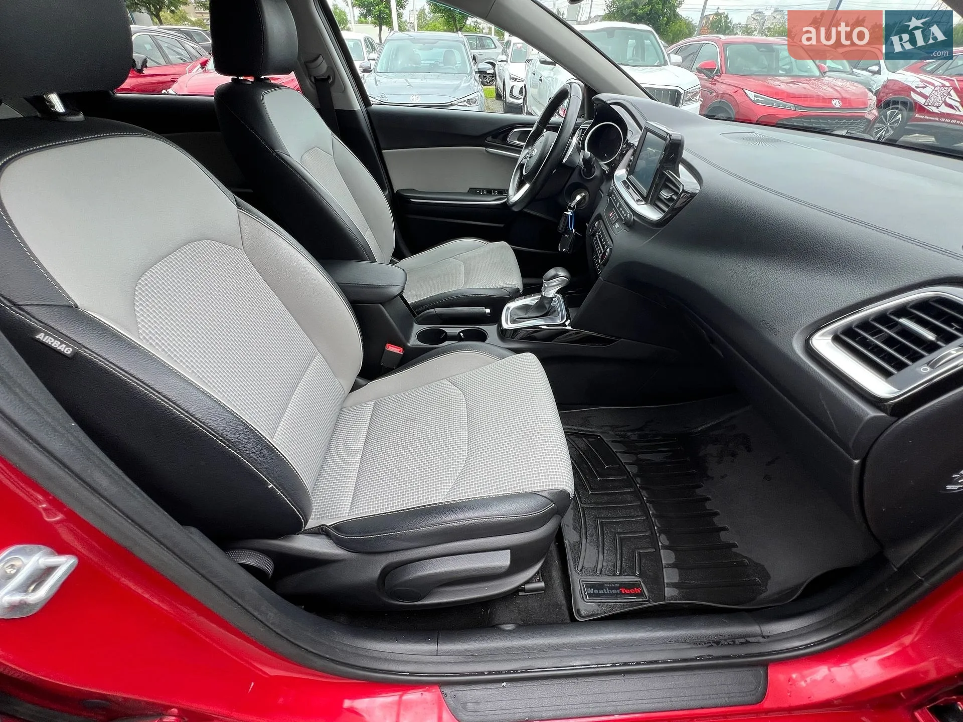2018 Kia Cee'd - мініатюра 18