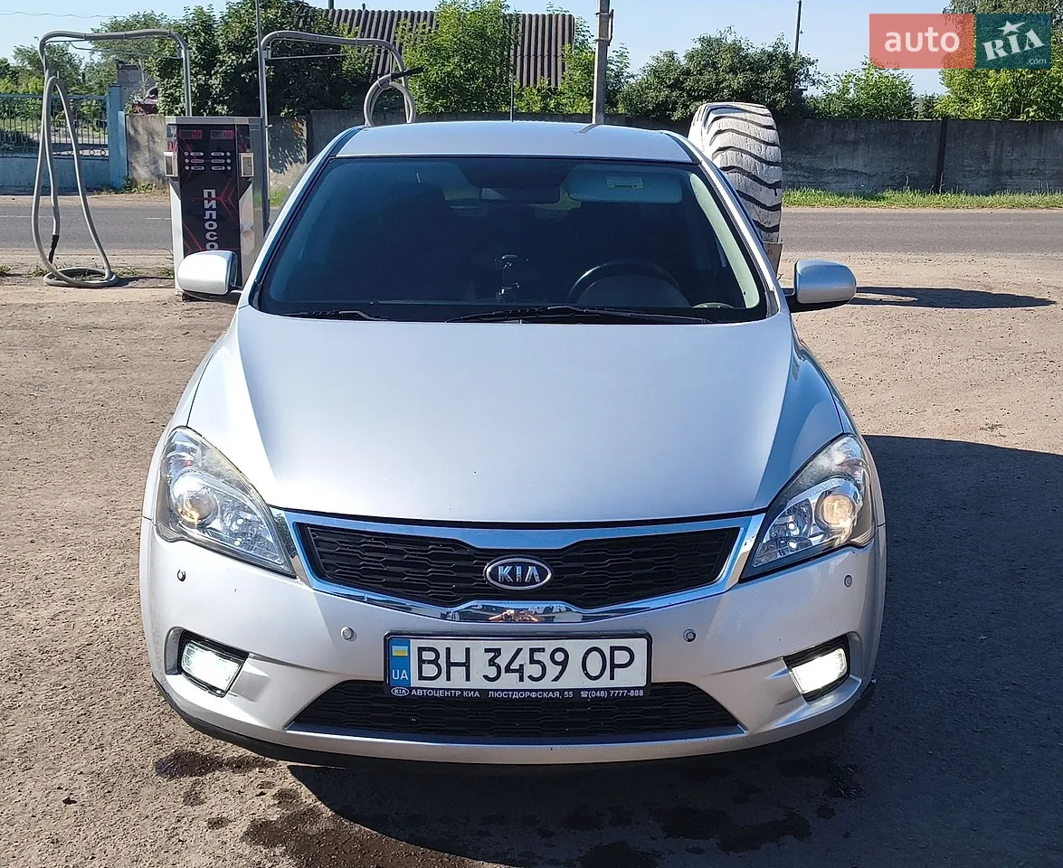 2010 Kia Cee'd - мініатюра 21