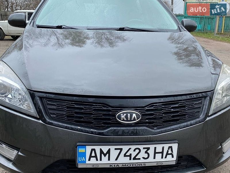 Універсал Kia Ceed 2011 в Чернігові фото 2 Універсал Kia Ceed 2011 в Чернігові