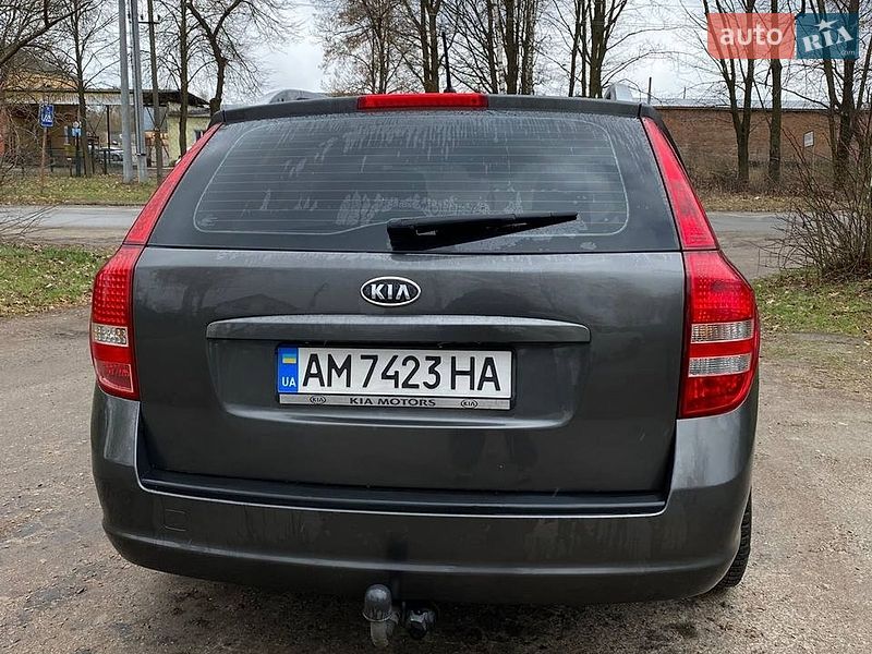 Kia Ceed 2011