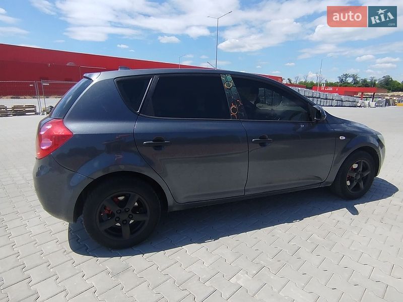 Хэтчбек Kia Ceed 2008 в Белой Церкви фото 5 Хэтчбек Kia Ceed 2008 в Белой Церкви