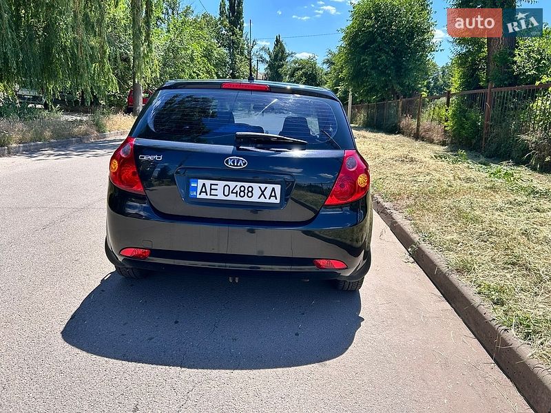 Хетчбек Kia Ceed 2007 в Кривому Розі фото 7 Хетчбек Kia Ceed 2007 в Кривому Розі