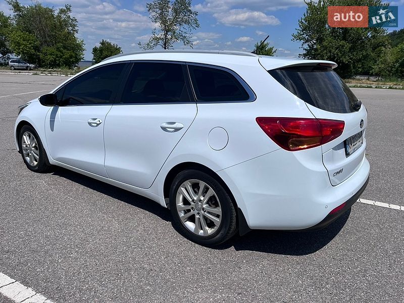 Универсал Kia Ceed 2013 в Ржищеве фото 3 Универсал Kia Ceed 2013 в Ржищеве