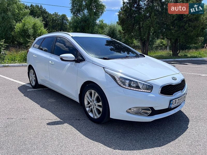 Универсал Kia Ceed 2013 в Ржищеве фото 7 Универсал Kia Ceed 2013 в Ржищеве