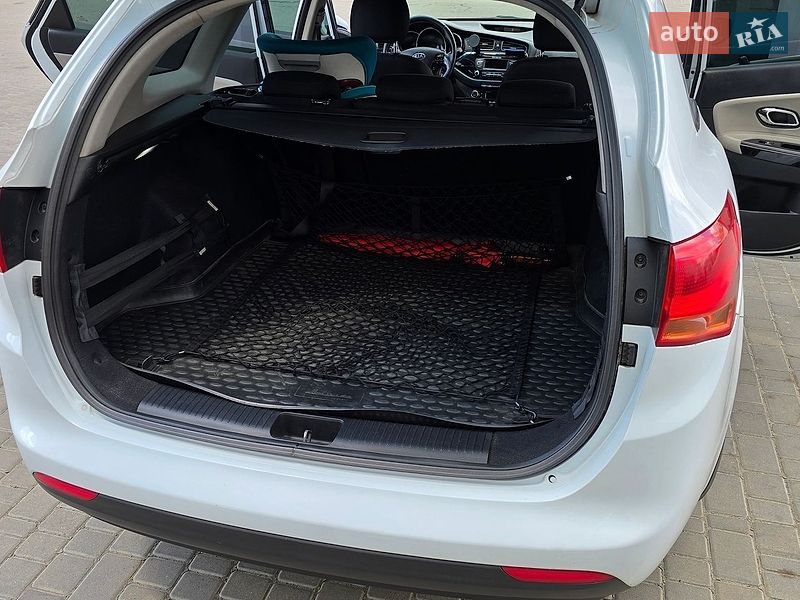 Універсал Kia Ceed 2013 в Одесі