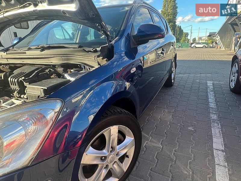 Универсал Kia Ceed 2008 в Барановке
