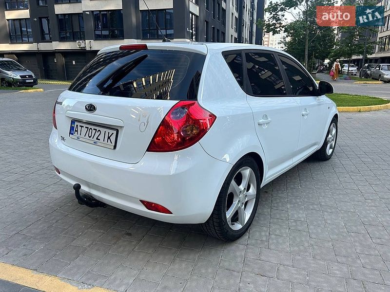 Хэтчбек Kia Ceed 2007 в Львове