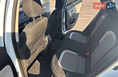 Хэтчбек Kia Ceed 2012 в Киеве
