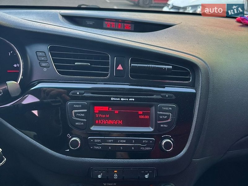 Хэтчбек Kia Ceed 2012 в Киеве