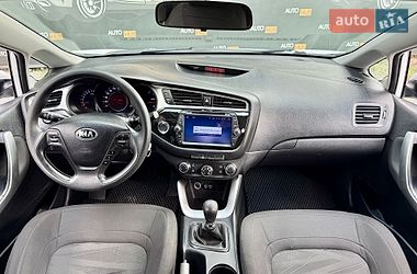 Хэтчбек Kia Ceed 2016 в Харькове