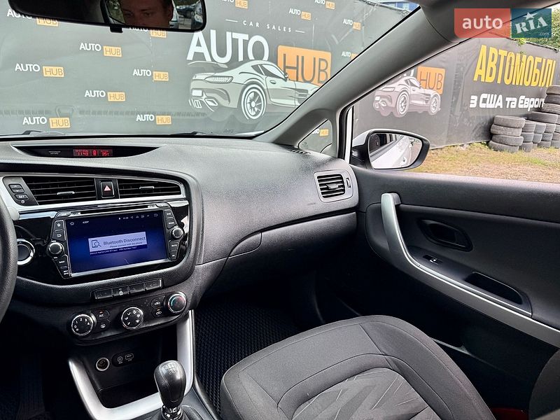 Хэтчбек Kia Ceed 2016 в Харькове