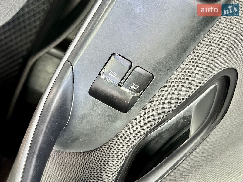 Хэтчбек Kia Ceed 2016 в Харькове