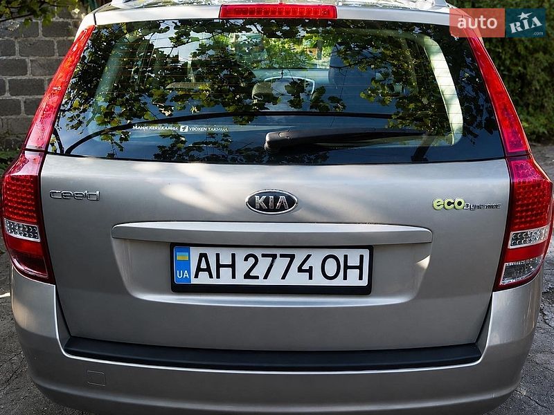 Універсал Kia Ceed 2010 в Краматорську