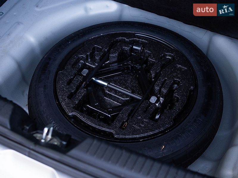 Хэтчбек Kia Ceed 2013 в Киеве