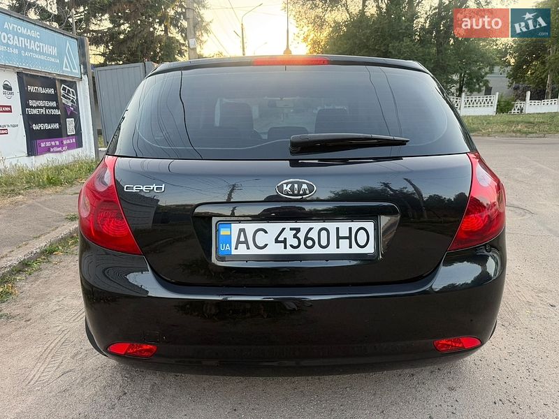 Хетчбек Kia Ceed 2008 в Кривому Розі