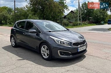 Хетчбек Kia Ceed 2016 в Чернігові