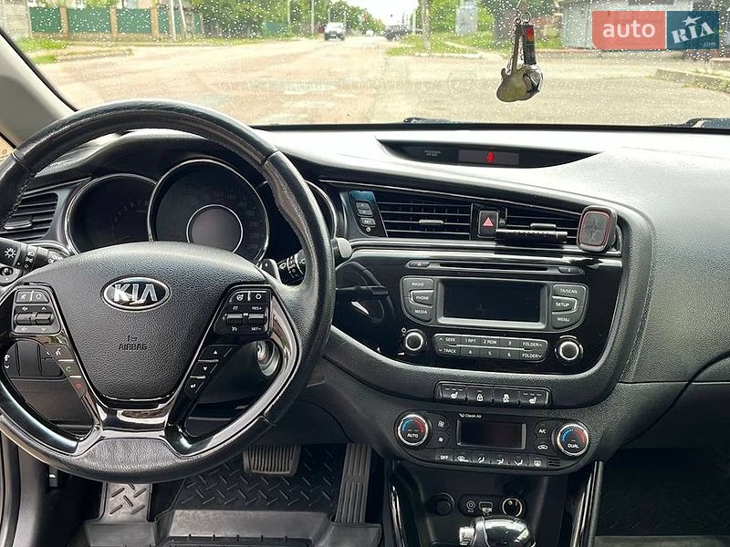 Хетчбек Kia Ceed 2016 в Чернігові фото 19 Хетчбек Kia Ceed 2016 в Чернігові