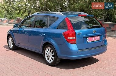 Універсал Kia Ceed 2012 в Рівному