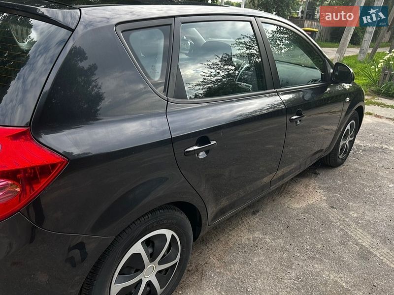 Хэтчбек Kia Ceed 2007 в Броварах