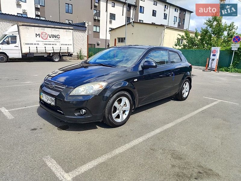 Хэтчбек Kia Ceed 2009 в Киеве